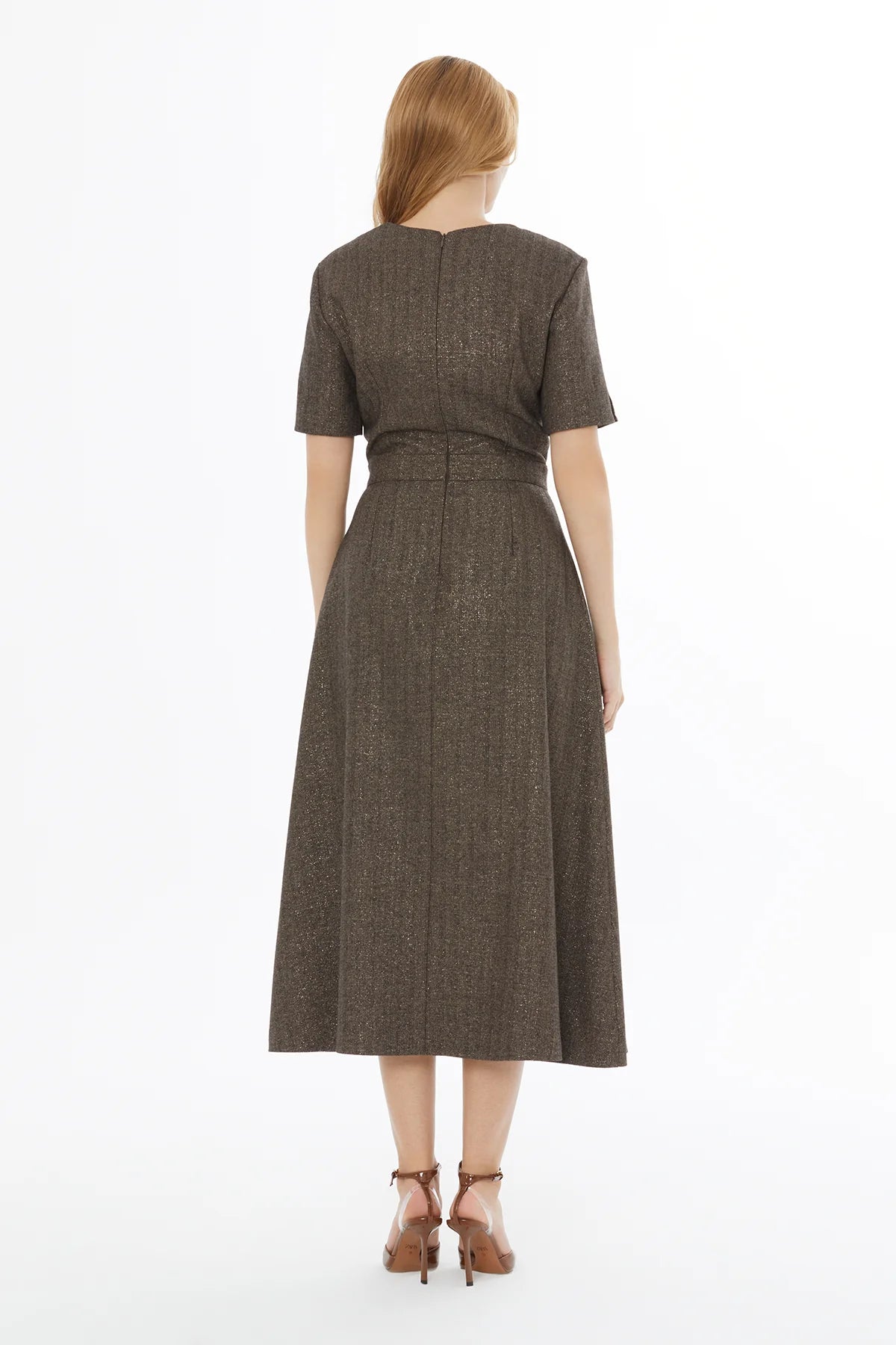 Asimetrik Yaka Arkası Fermuar Kapamalı Midi Elbise