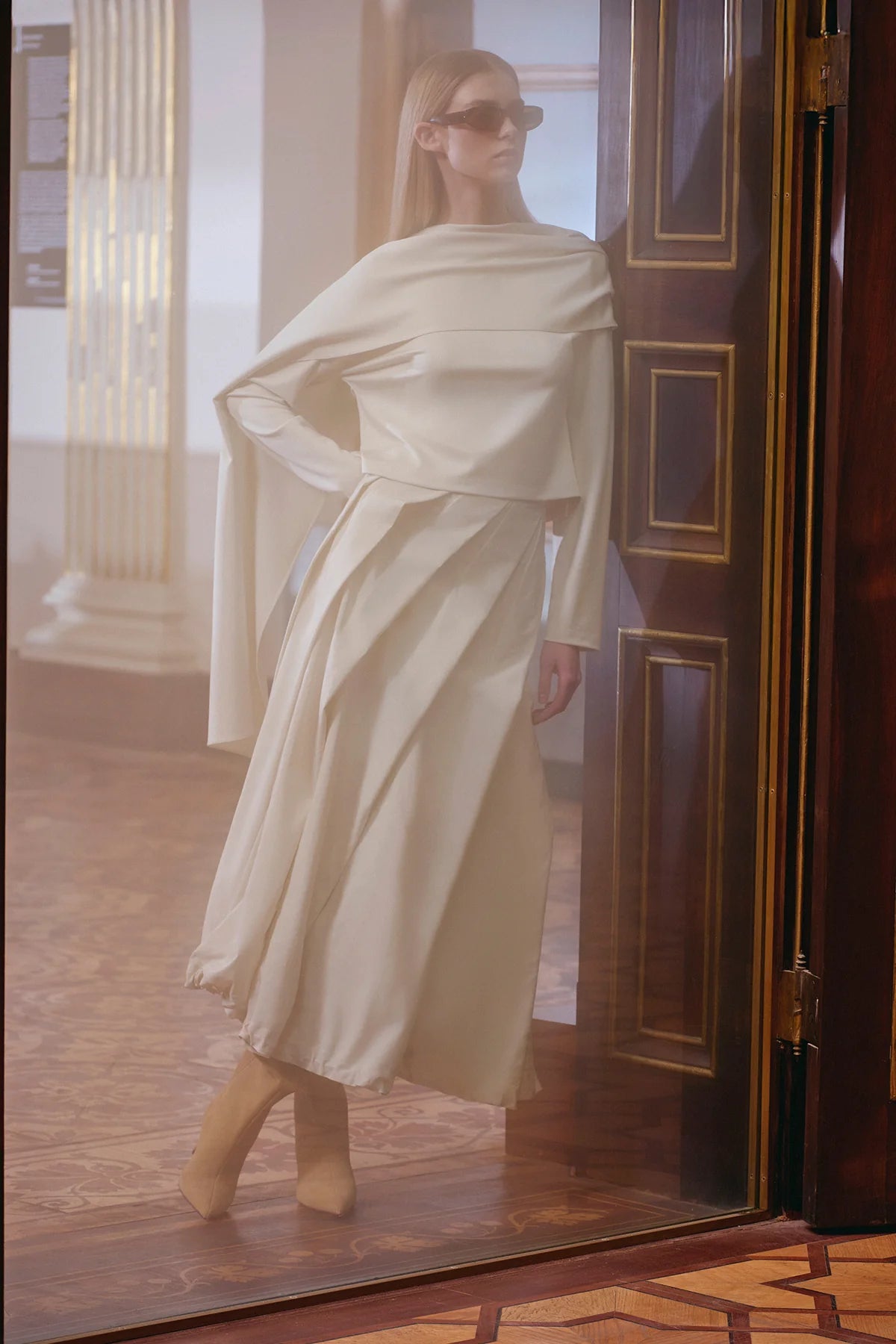 OMUZ DRAPE DETAYLI TAKIM