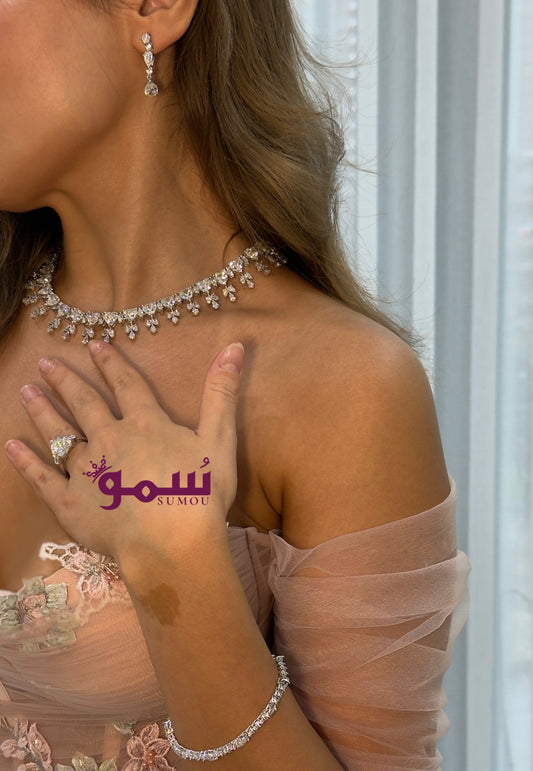 طقم راقي بحجر الموزنايت اللامع – فضة عيار 975