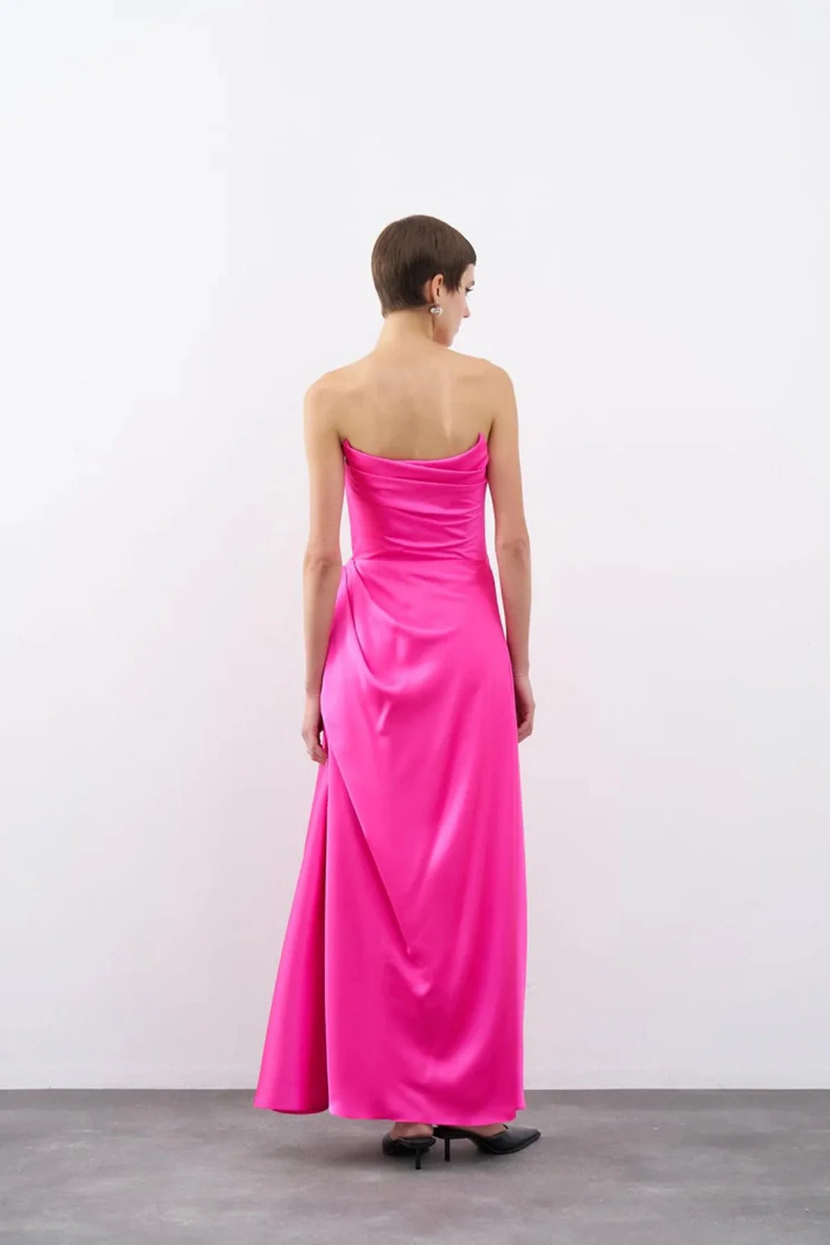 STRAPLEZ DRAPE DETAYLI UZUN ABİYE ELBİSE