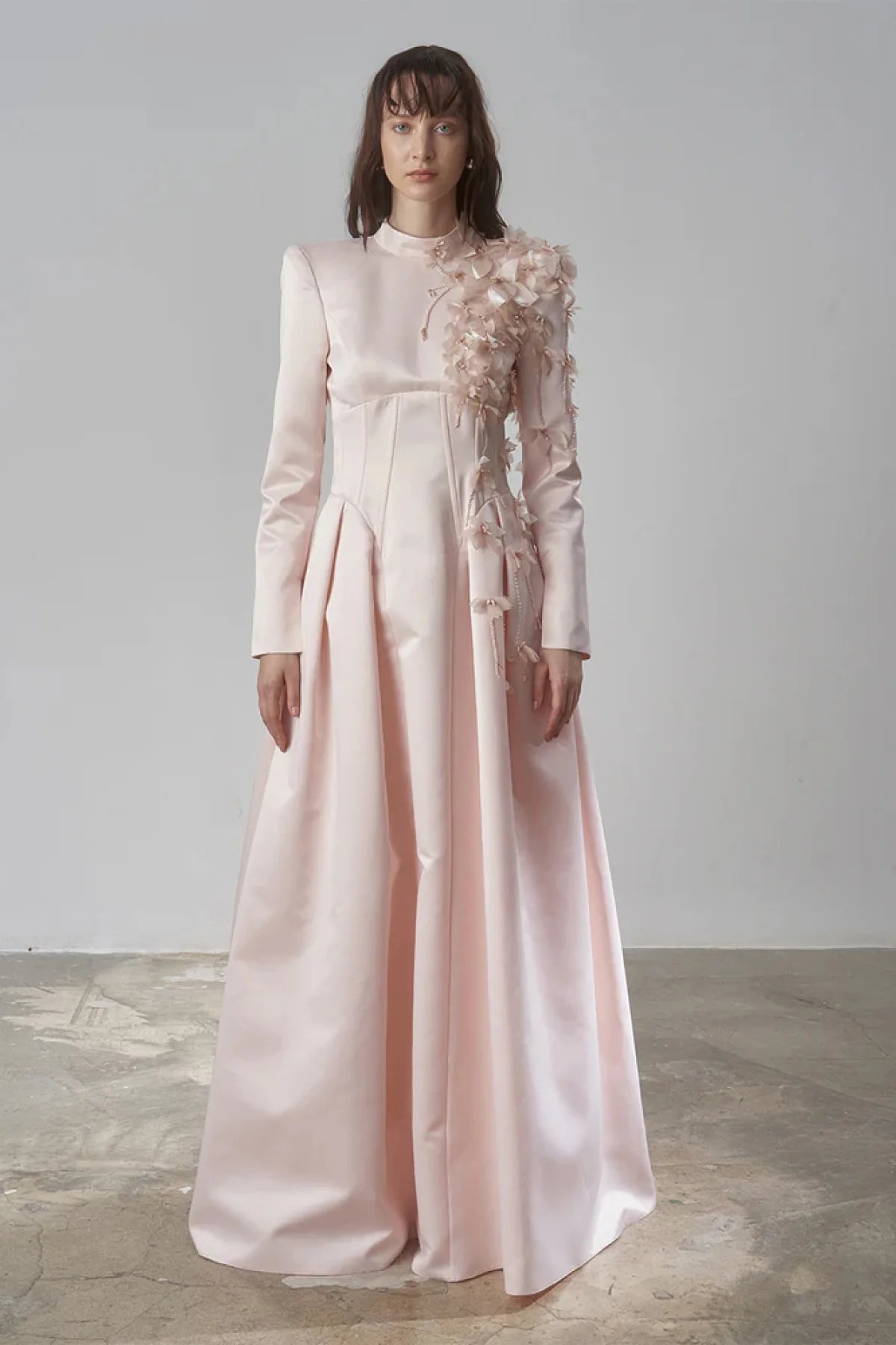 ÜÇ BOYUTLU ÇİÇEKLİ KORSAJLI UZUN ABİYE ELBİSE 2299