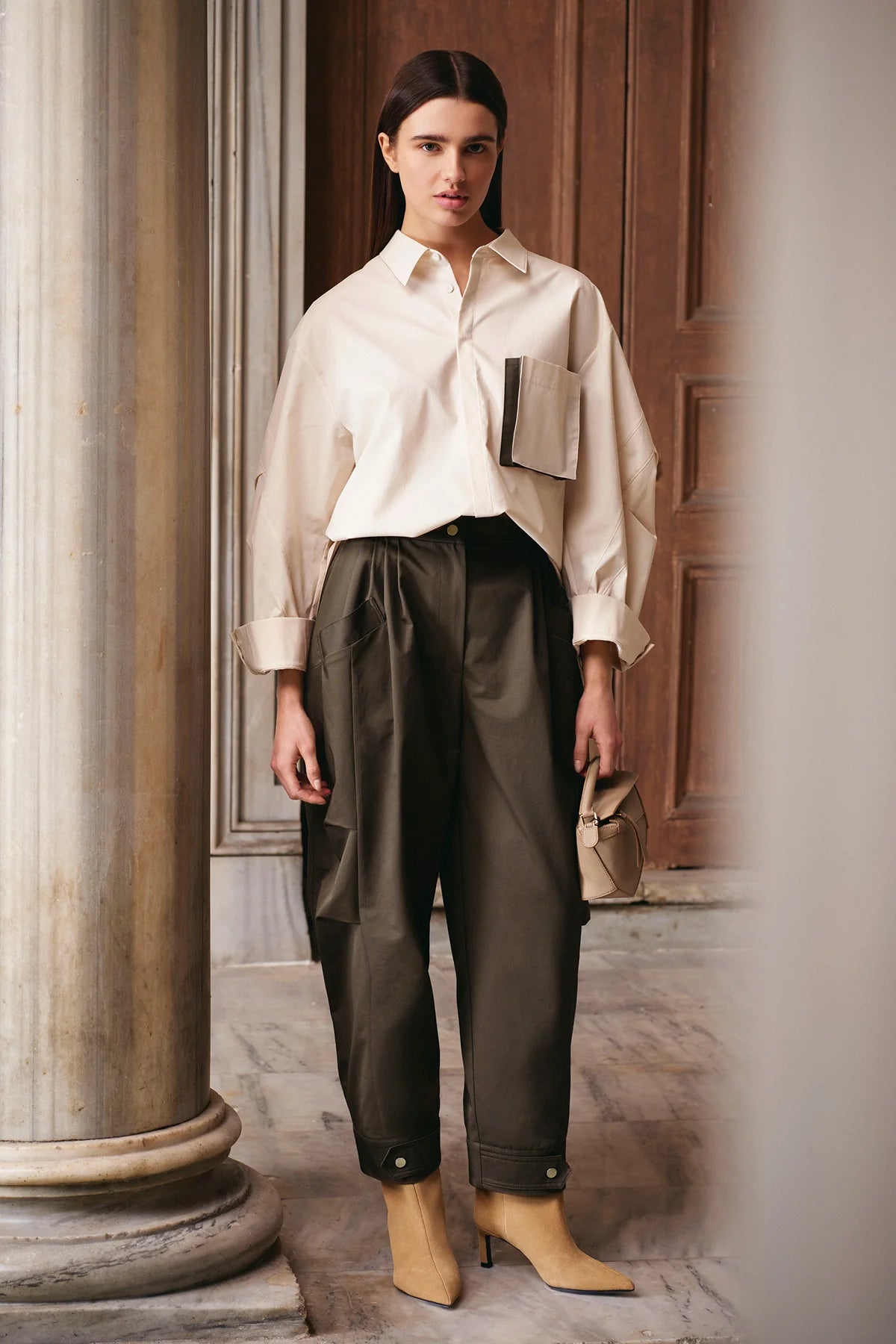 PAÇA KEMER DETAYLI PANTOLON VE DÜĞMELİ CEP DETAYLI GÖMLEK , TAKIM 2034