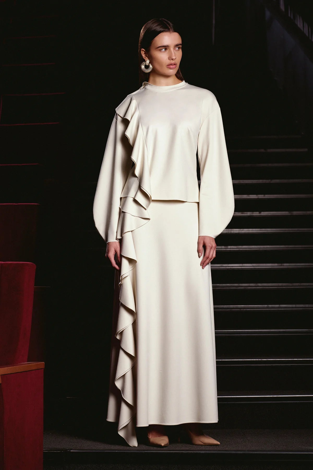 VOLANLI YÜKSEK YAKA BLUZ ETEK TAKIM 2036