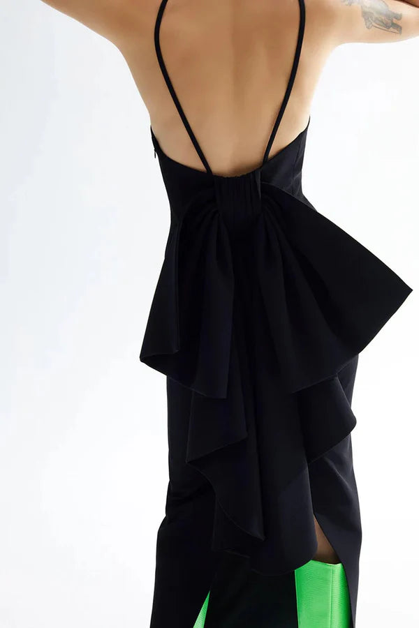 STRAPLEZ ARKASI FİYONK DETAYLI YIRTMAÇLI UZUN ELBİSE